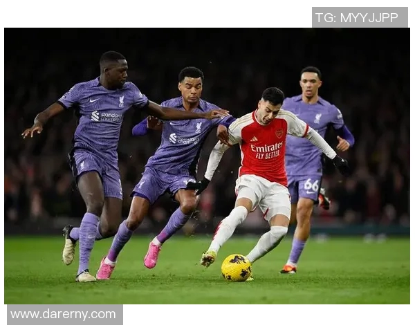 欧冠激战皇马对决阿森纳巅峰对决引发球迷热议