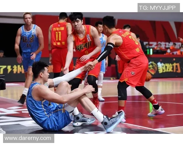 深圳篮球队在世锦赛中的灵活性表现分析与启示 深圳篮球队在世锦赛中的灵活性表现分析与启示